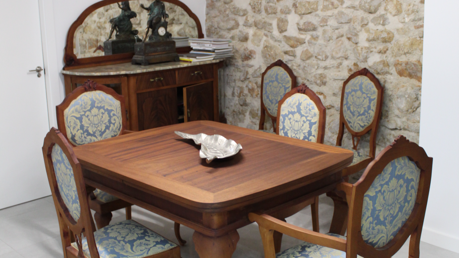 Trato personalizado, valoraciones, tasaciones y otros servicios